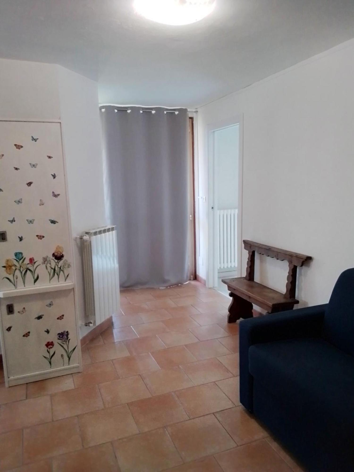 Holiday Apartaments Дезенцано-дель-Гарда Экстерьер фото