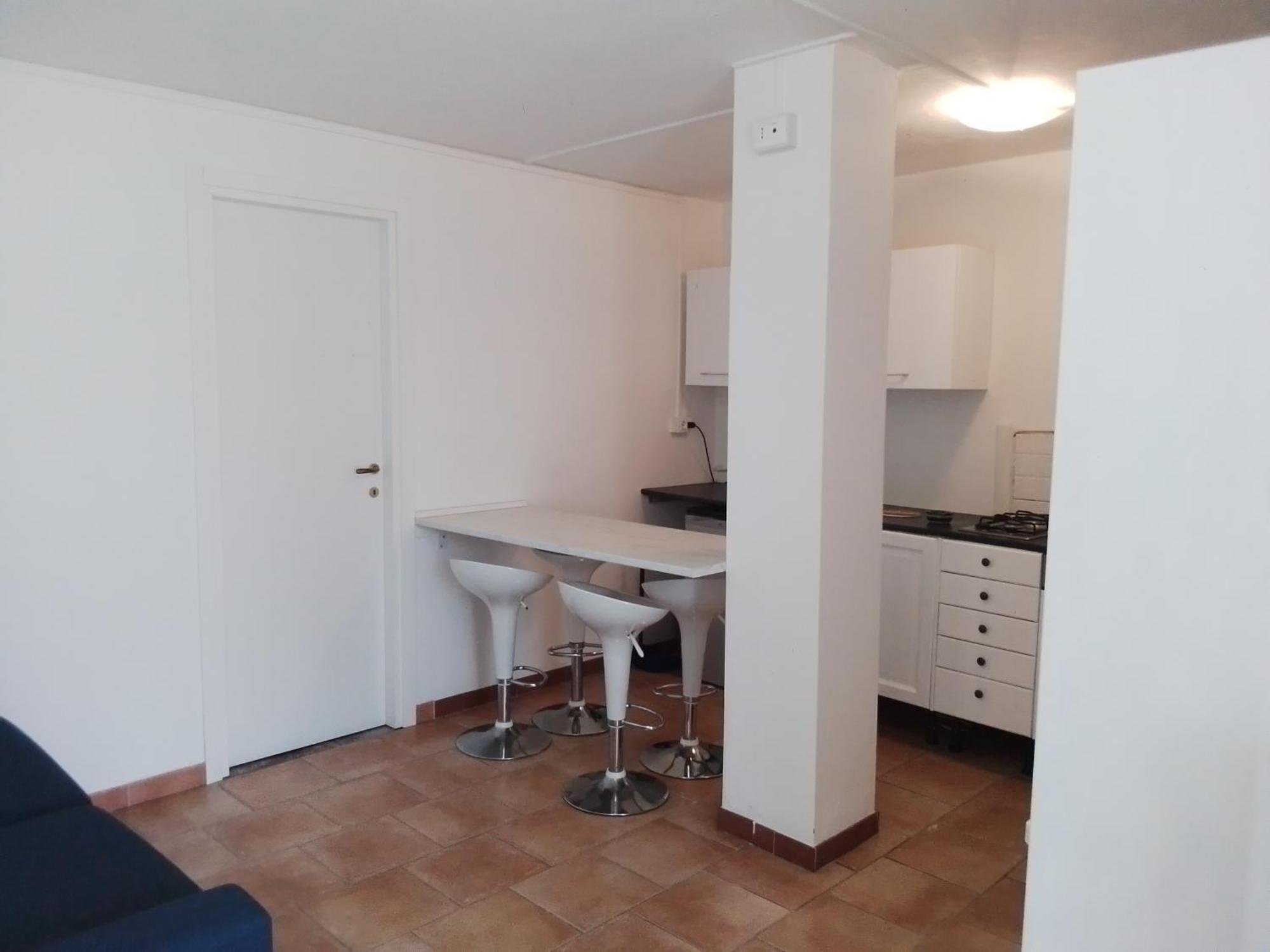 Holiday Apartaments Дезенцано-дель-Гарда Экстерьер фото